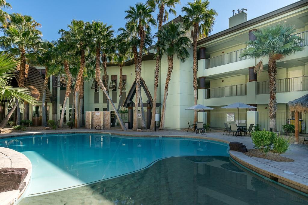 Tahiti All-Suite Resort Las Vegas Exterior foto
